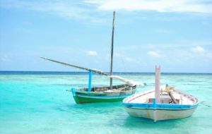 Hangnaameedhoo-island-maldive-soggiorno-low-cost-guesthouse-bikini-beach